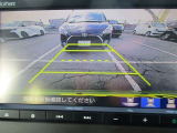 バックカメラ付き♪車庫入れ、バックでの駐車時に後方が見える事での安心感は大きいです☆一度装備したら外せなくなるアイテムです♪