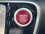 【スマートキー・プッシュスタート】鍵を挿さずにポケットに入れたまま鍵の開閉、エンジンの始動まで行えます。