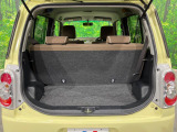 普段のお買い物や通勤、送迎等に十分な荷室スペースを確保しております。セカンドシートを倒すと、大きな荷物の積載も可能です♪