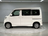 お車の在庫状況や車両状態等のお問い合わせは直通ダイヤル045-751-1313までお願い致します♪店舗情報  横浜市磯子区東町14★JR根岸駅から徒歩3分♪雨の日も安心して現車確認出来るスペース有り★