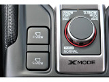 Xモード搭載。路面状況に応じてモードを選択するだけで、4輪の駆動力やブレーキなどを適切にコントロール。悪路からのスムーズな脱出をアシストします。