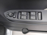 当社は購入後のアフターケアを大切にしております。納車後、1ヶ月無料点検、半年ごとにあんしん点検、12ヶ月法定点検の誘致をします。また車検までの点検をセットにした『ワンダフルパスポート』を販売中です。