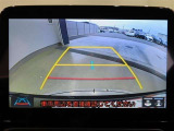 バックガイドモニターで、後方を確認しながら安心して駐車することができます。運転初心者も熟練者も必須の機能ですよ!