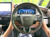 【純正革巻きステアリング】上質な革を使用することで、手にしっかり馴染みとても運転しやすいハンドルです♪