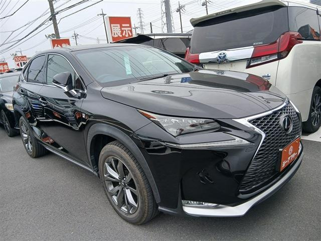 NX 200t Fスポーツ 4WD 禁煙車 三眼LEDヘッドライト 赤革シート