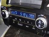 【オートエアコン】お好みの温度に設定して頂くと、車内の温度を自動調整♪快適にクルマの中を過ごして頂けます。