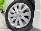 【純正14インチアルミホイール】外観にマッチした純正アルミホイールを装着しております。各種社外アルミホイールや、スタッドレスタイヤも取扱いしております。是非ご相談ください♪