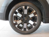 【18インチ純正ホイール】