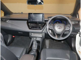 オシャレなインテリアで運転する気分も盛り上がりますよね^^