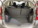 【トランク】積み込みやすくて、たっぷり積める荷室です。シートアレンジできるものは、乗車人数と荷物の量や大きさによってシートを動かすことができるので、より快適なドライブが可能です!