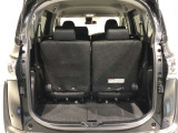 広々としたラゲージスペースを備えています。大きなものや長さのある荷物もしっかりと積み込めます。