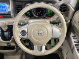 ステアリングも使用感が少なく、きれいな状態となっております♪