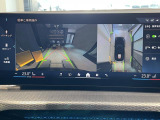 トップビューカメラ前後クリアランスソナー付なので、駐車が苦手な方でも安心です。ガイドの表示・非表示も切り替え可能です