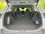 後席を格納すると、これだけの広さが!シーンに合わせたシートアレンジで、大きな荷物も積むことが出来ます♪
