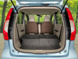 普段のお買い物や通勤、送迎等に十分な荷室スペースを確保しております。セカンドシートを倒すと、大きな荷物の積載も可能です♪