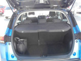 ラゲッジスペースも広々していて荷物もたくさん載りそうです。普段のお買い物もこれだけのスペースがあれば安心です。