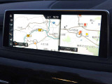 ・純正ナビゲーションシステム ・パーキングセンサー ・バックカメラ
