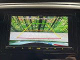 【バックカメラ】駐車時に後方がリアルタイム映像で確認できます。大型商業施設や立体駐車場での駐車時や、夜間のバック時に大活躍!運転スキルに関わらず、今や必須となった装備のひとつです!