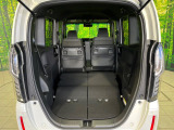 普段のお買い物や通勤、送迎等に十分な荷室スペースを確保しております。セカンドシートを倒すと、大きな荷物の積載も可能です♪