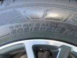 タイヤサイズは 205/60R16