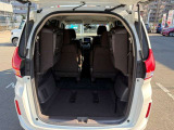 後列を収納すれば大型トランクに早変わり!段差も出来ず荷物の積み込みもラクラク♪