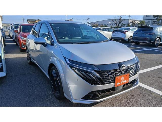 ノートオーラ 1.2 G FOUR レザーエディション 4WD 禁煙車 純正9インチナビ フルセグTV