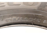 タイヤサイズは185/60R15純正標準サイズです。タイヤの事は石川トヨペットカローラにお任せください。