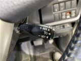【クルーズコントロール】高速道路や自動車専用道路を走行中にドライバーが設定した速度で、アクセルペダルを踏まなくても、一定の車速で走行してくれます!