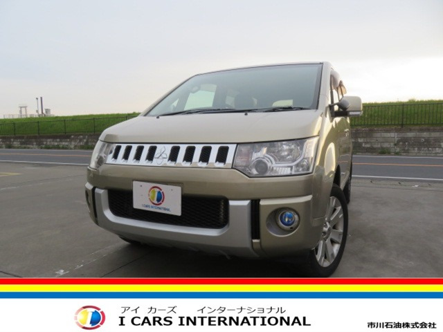 デリカD:5 2.4 G 4WD 車検整備付 社外ナビ フルセグテレビ