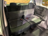 3列目シートはもちろん状態良好☆大人でもゆったりと座って頂けますので、大人数でのお出かけもラクラクです♪ご家族で、気の知れた仲間で、ドライブに行くのが楽しみですね♪