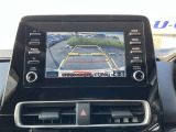 バックカメラが付いているので後方確認が非常にしやすいです。今や運転初心者も熟練者も必須装備!ついていて損はないですね♪
