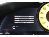 ■走行距離1,377km■カラードレヴカウンター/Yellow■スマートフォンインターフェイス■ハイエンドオーディオシステム■サラウンドビュー