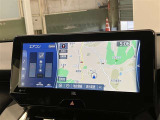 純正ナビを装備。タッチパネル式で使いやすく、お出かけもラクラクです。
