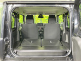 普段のお買い物や通勤、送迎等に十分な荷室スペースを確保しております。セカンドシートを倒すと、大きな荷物の積載も可能です♪