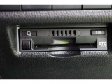 ボイスタイプのETC搭載。高速道路出入口もスマートに通過!今やマストアイテムですね。納車前には使用できるようセットアップさせていただきます。ETCカードの取扱もしておりますのでご相談ください。