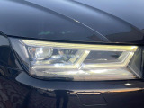 ●LEDハイビームが多数独立で存在し、ハイビーム時に対向車や前方を走る車の部分をロービームに切り替えが可能!!シーケンシャルウインカーも装備!!
