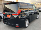 販売するすべての中古車に【ロングラン保証】が付帯します。走行距離無制限・期間は1年間です。保証修理は全国5000箇所のトヨタテクノショップにてお受けいただけます。
