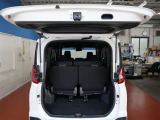 ラゲッジスペースは、日常において充分な広さを確保☆開口部も広く、積み下ろしもラクラクです♪♪