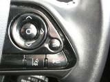【ステアリングスイッチ】ハンドルから手を離さずに、操作が出来るスイッチです。(現車でのご確認をお願い致します)