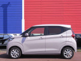 お出かけが、もっと楽しくなる軽。新しい日産デイス(*^^)v クルマが360&deg;周囲を見守ってくれるから、安心しておでかけできます。ボディカラーは美しいシルキーライラックです。走行4554kmと少ないのも魅力です。