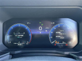 【スピードメーター】メーターがシンプルで見やすく運転しやすいですね。