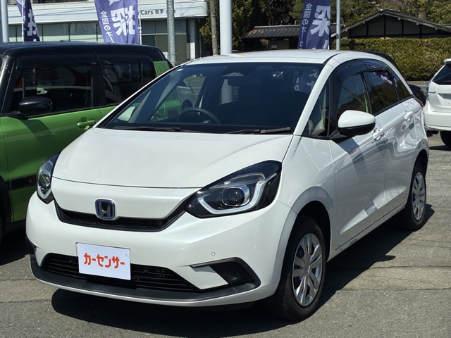 フィット 1.5 e:HEV ベーシック 4WD