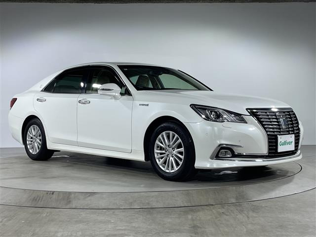 クラウン ハイブリッド 2.5 ロイヤルサルーンG 本革シート 修復歴無し