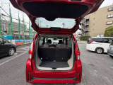 トランクも間口が広く、荷物の載せ下ろしし易いです!
