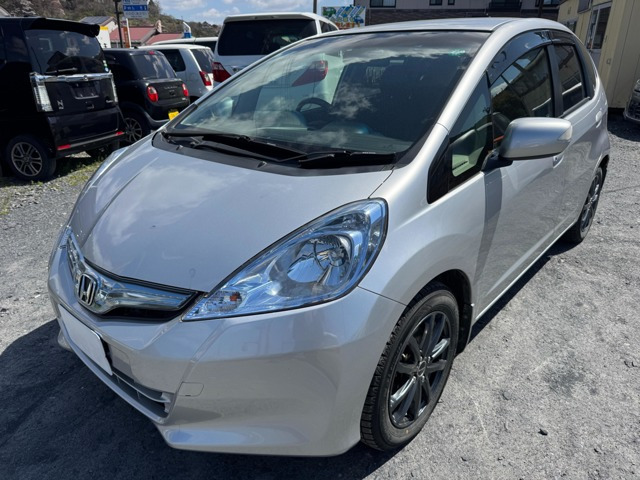 フィットハイブリッド  