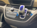 【シフトレバー】シフトの操作がしやすく快適なドライブを楽しんでいただけます!