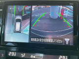 アラウンドビューは4方のカメラで真上から車を見たようにモニタで確認ができる日産自慢の装備です。周辺の安全確認、小さなお子様や障害物も確認できるので、駐車のしやすさだけでなく、事故防止にも役立ちます♪