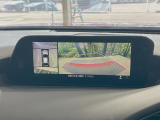 【360&deg;ビューモニター】専用のカメラにより、上から見下ろしたような視点で360度クルマの周囲を確認することができます☆死角部分も確認しやすく、狭い場所での切り返しや駐車もスムーズに行えます。