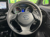 ステアリングも使用感が少なく、きれいな状態となっております♪
