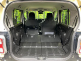後席を格納すると、これだけの広さが!シーンに合わせたシートアレンジで、大きな荷物も積むことが出来ます♪